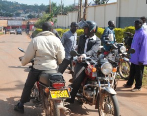 AbodaBoda e Mukono bakukulumidde poliisi  ku buzzi bwemisango