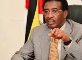 Tayebwa alabudde aba NRM ku ky’okujjamu Jim Muhwezi obwesige